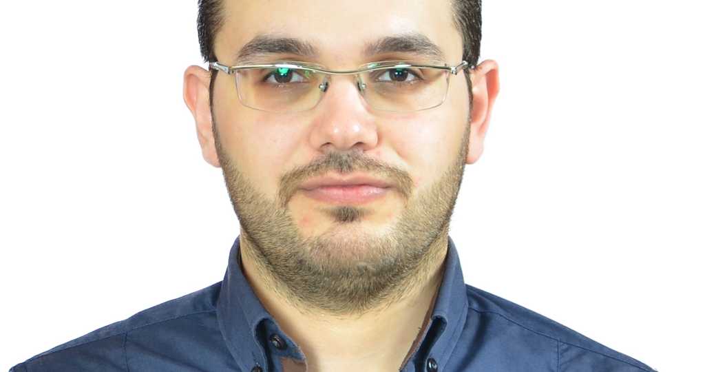 Ali Abbas - sales executive and marketing, translating English-Arabic 