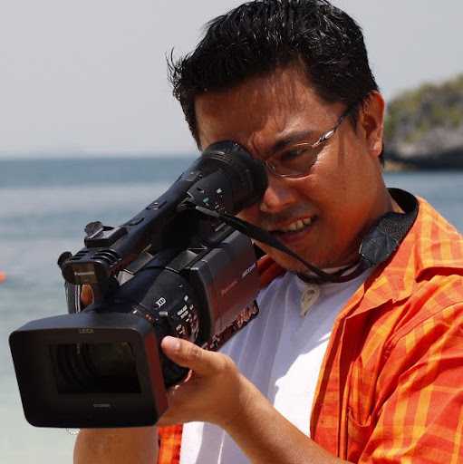 Roel R. - Freelance Photographer and Videographer