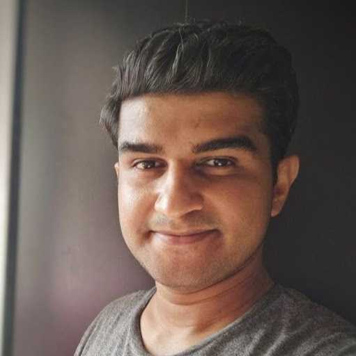 Hitesh S. - Full Stack Developer with Client side handling experience