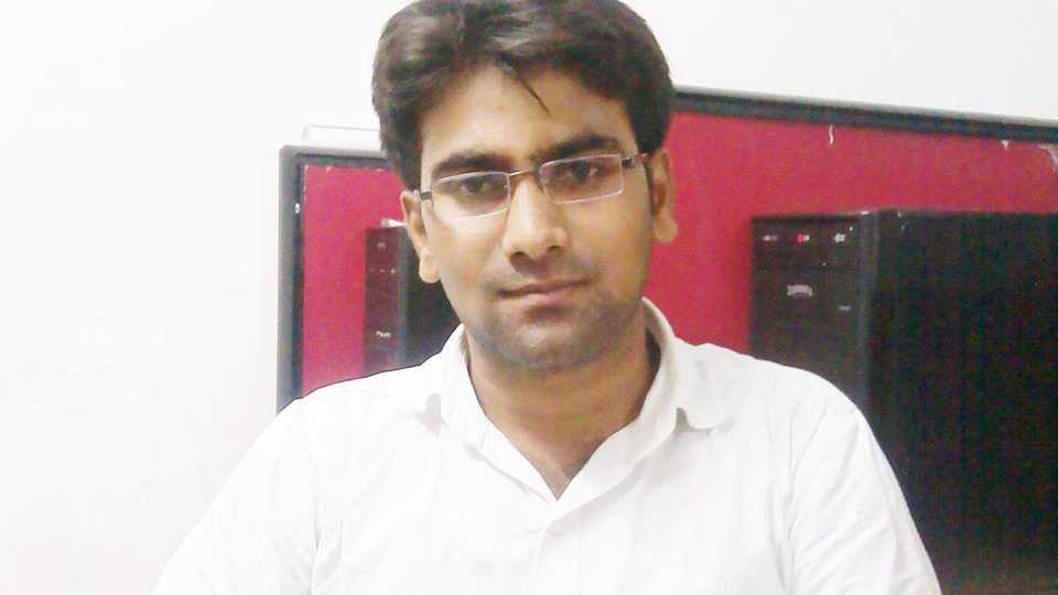 Mahesh B. - webscraping expert