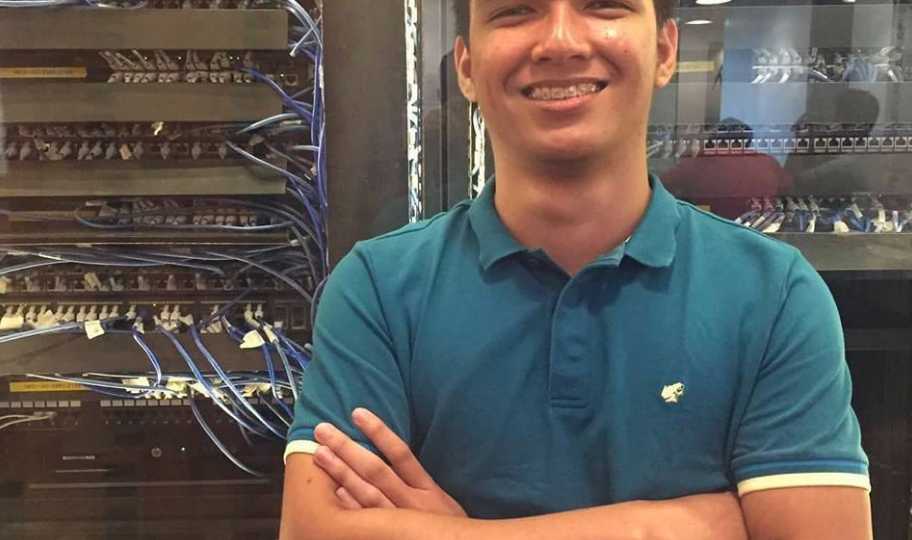 Ricardo - Software Engineer / Business Analyst