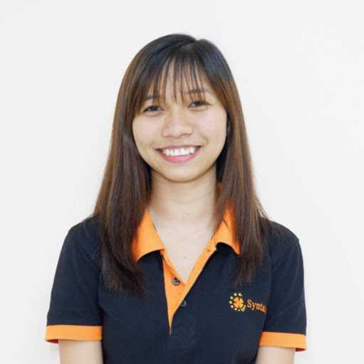 Xenia L. - Business Analyst