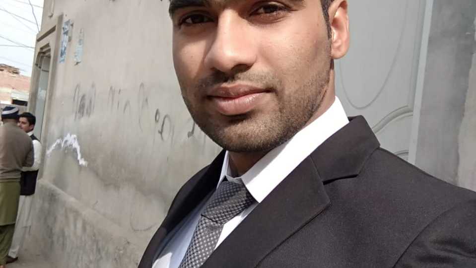 Waqar - Oracle techno functional consultant